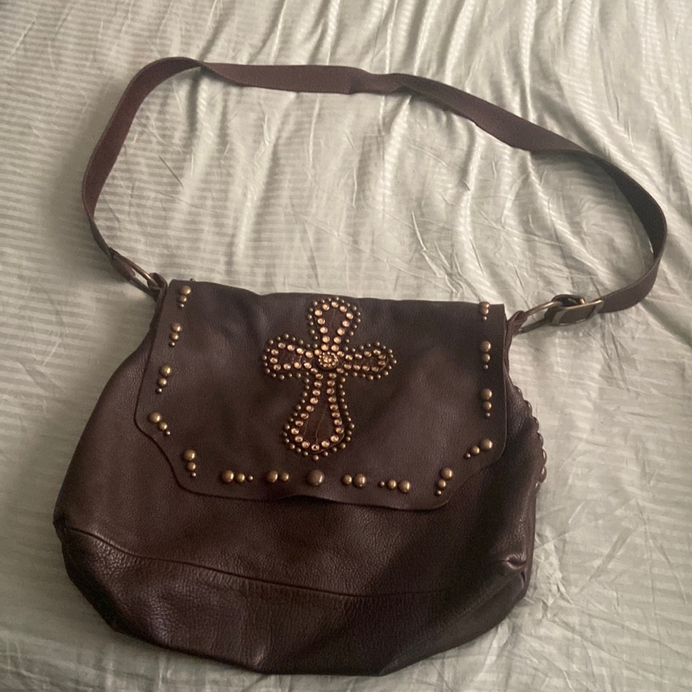 Leatherock shoulder tote